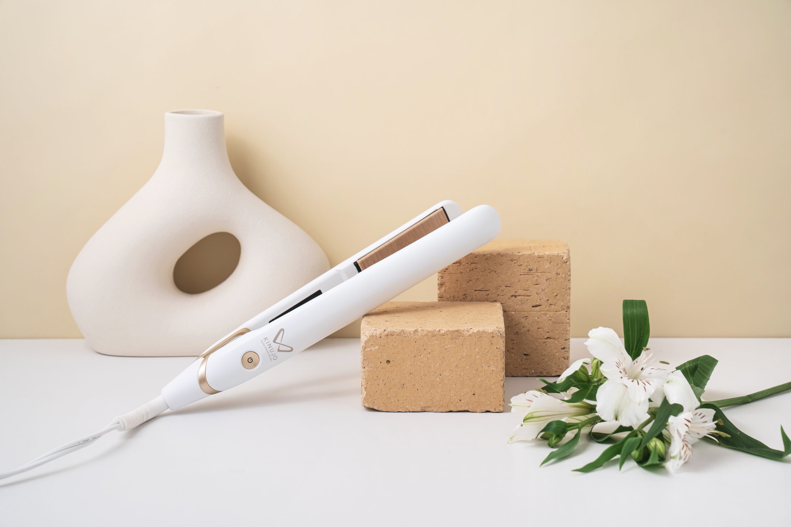 KINUJO W-worldwide model-ホワイト【DS200】の製品写真